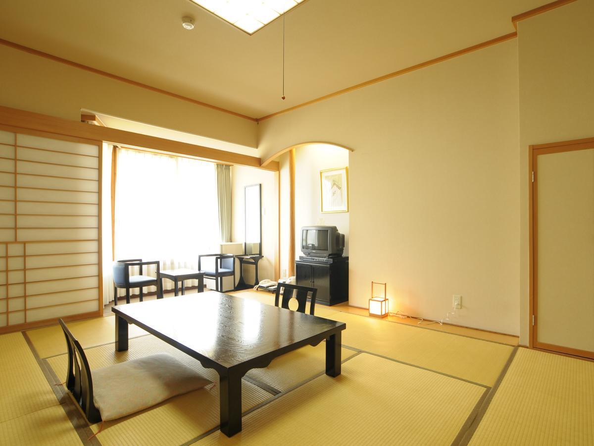 Spa & Resort Hotel Akinomiyasanso אקיטה מראה חיצוני תמונה